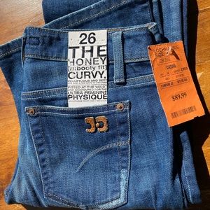 Joe’s Jeans THE HONEY [n: booty fit] Curvy!